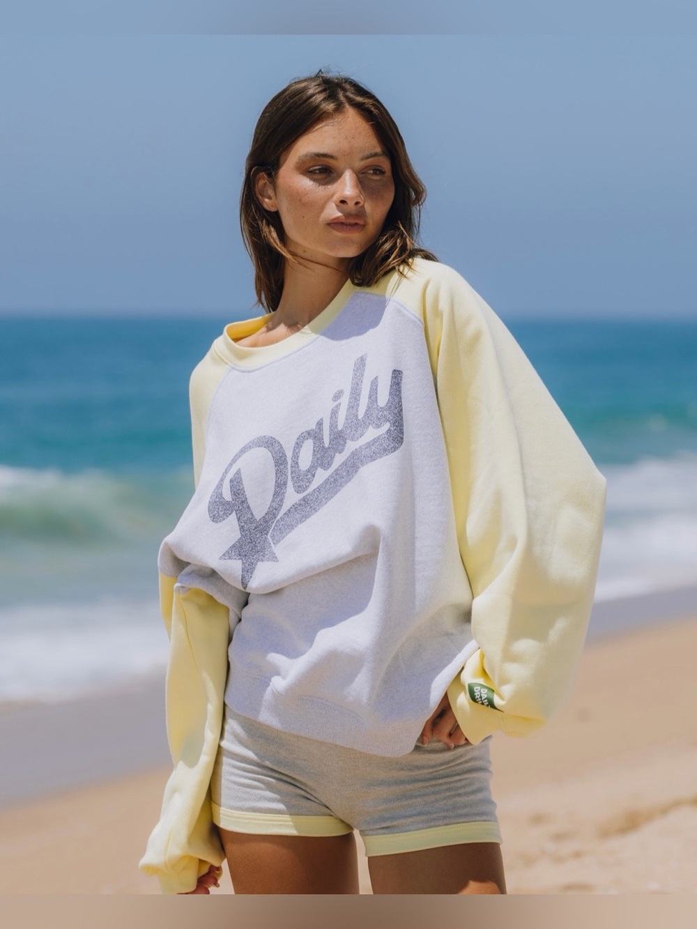 Daily Drills XSmall/Small Lemonade + Heather Grey Fleece Raglan Americana Crew.💛